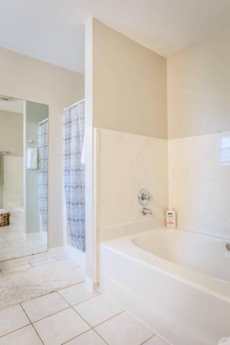Life'S A Breeze - Updated 3Br 5Min To Pcola Beach غولف بريز المظهر الخارجي الصورة